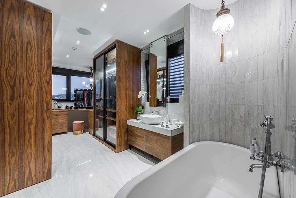 Bathroom Remodeling, Sprague Street, Tarzana