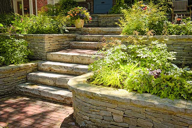 Angelus Planter Wall Pavers